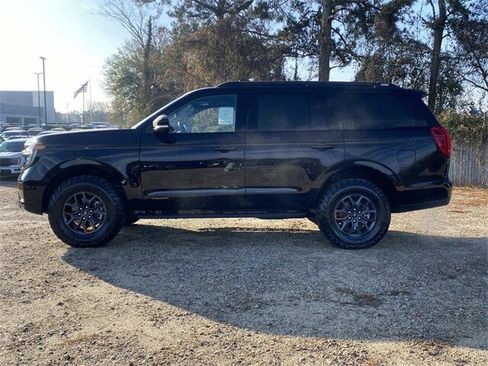 New 2025 Ford Expedition Tremor image 25
