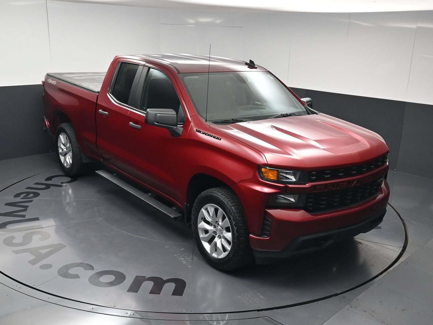 Used 2020 Chevrolet Silverado 1500 Custom w/ Custom Value Package AWD/4WD image 31