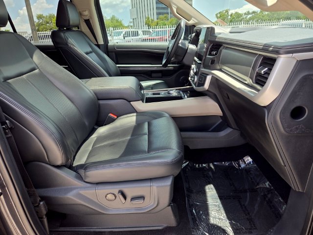 Used 2022 Ford Expedition XLT RWD image 17