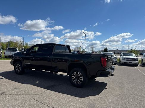 Used 2020 GMC Sierra 2500 AT4 w/ AT4 Preferred Package AWD/4WD image 3