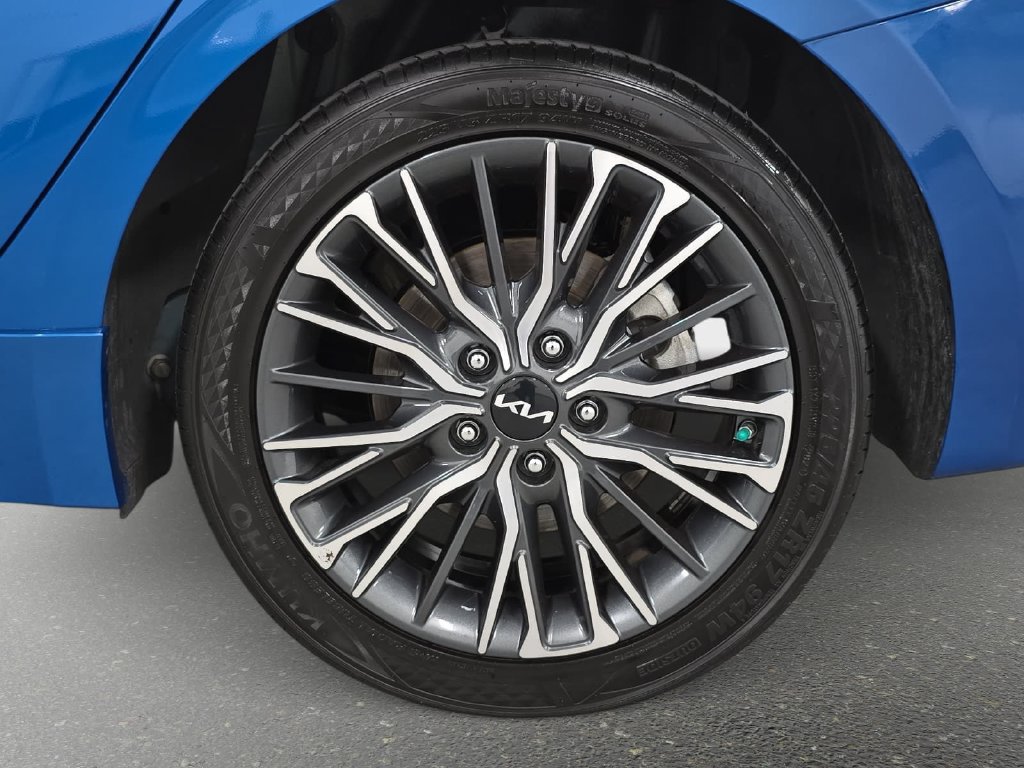 Used 2024 Kia Forte GT-Line w/ GT-Line Premium Package FWD image 28