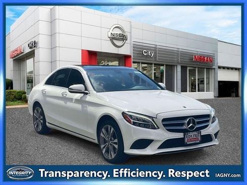 Used 2019 Mercedes-Benz C 300 4MATIC Sedan image 1