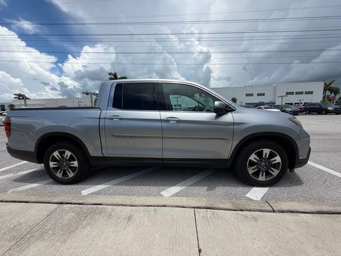 Used 2017 Honda Ridgeline RTL image 5