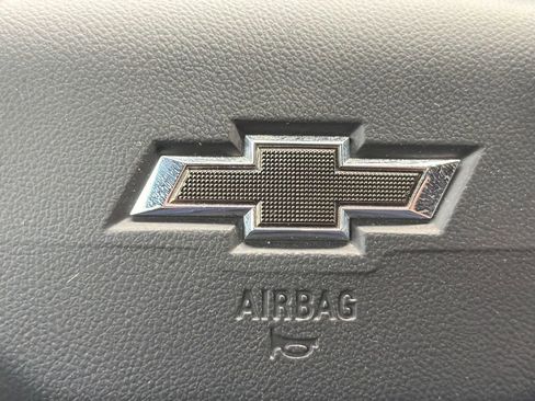 Used 2023 Chevrolet Colorado Trail Boss image 20