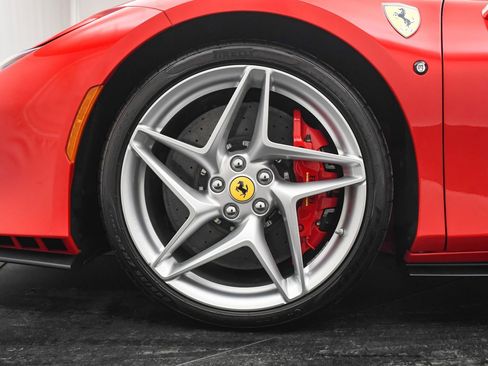 Certified 2021 Ferrari F8 Tributo image 32