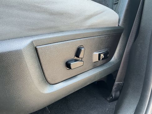 Used 2018 RAM 2500 Big Horn AWD/4WD image 13
