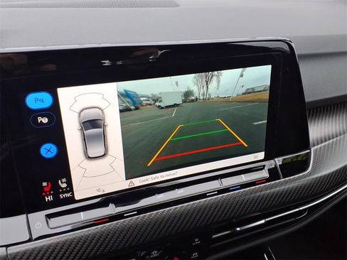 Used 2023 Volkswagen Golf 20th Anniversary Edition image 10