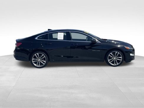 Used 2023 Chevrolet Malibu LT FWD image 2