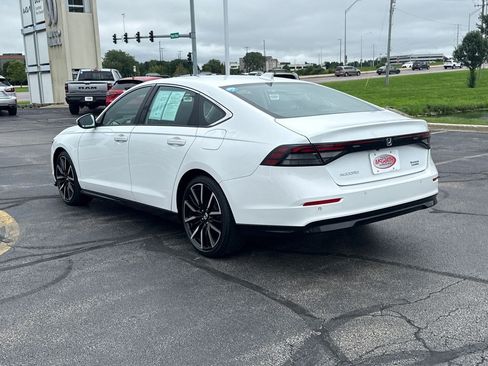 Certified 2024 Honda Accord Touring image 9