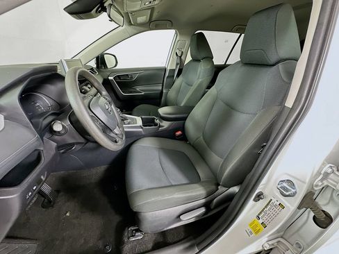 Certified 2025 Toyota RAV4 LE AWD/4WD image 20