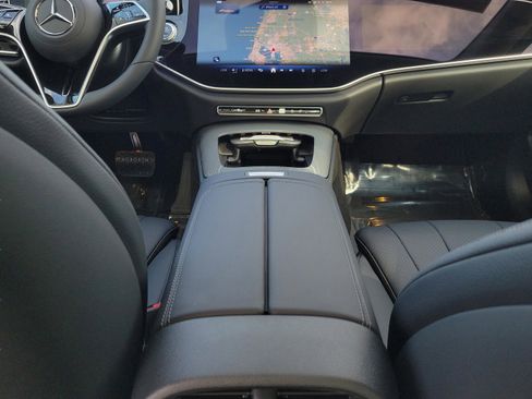 New 2026 Mercedes-Benz E 450 4MATIC Sedan image 12