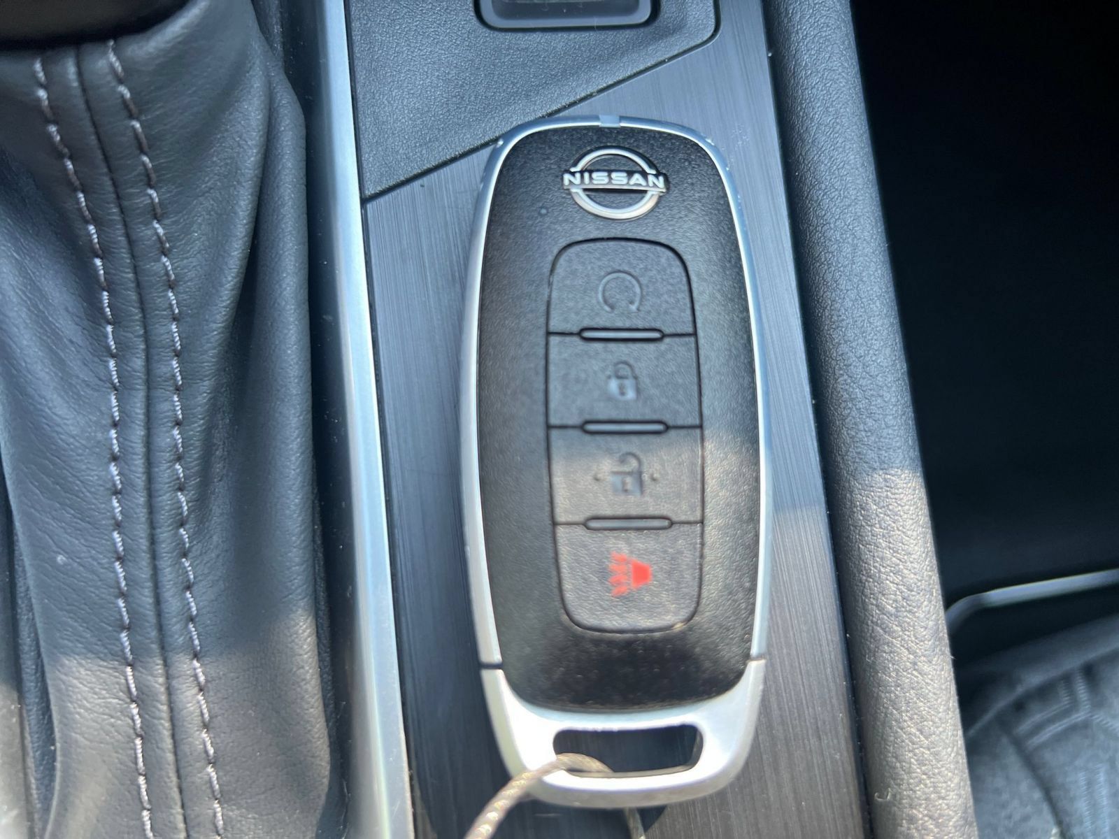 Used 2026 Nissan Kicks SV w/ Cold Weather Package FWD image 20