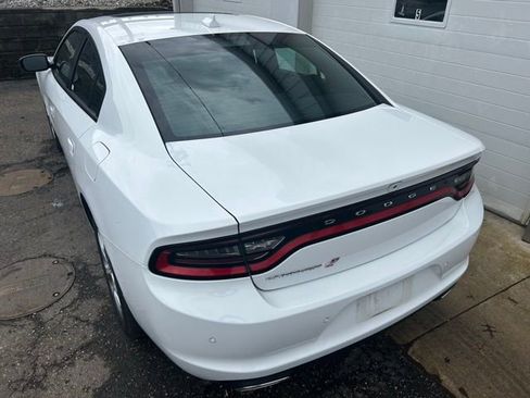 Certified 2022 Dodge Charger SXT w/ Cold Weather Package image 4
