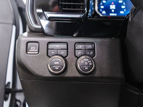 Used 2024 Chevrolet Silverado 2500 LT w/ Z71 Sport Edition image 20