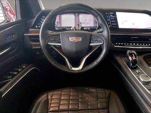 Certified 2024 Cadillac Escalade ESV Sport Platinum w/ Heavy-Duty Trailer Package AWD/4WD image 5