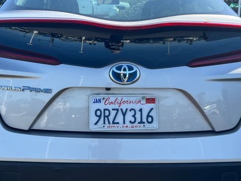 Used 2017 Toyota Prius Prime Premium image 15