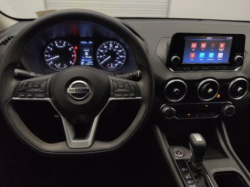 Used 2021 Nissan Sentra S image 22