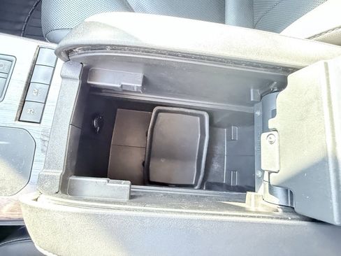 Used 2021 Toyota Highlander Limited image 21