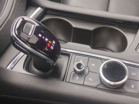 Used 2024 Cadillac XT6 Premium Luxury image 36