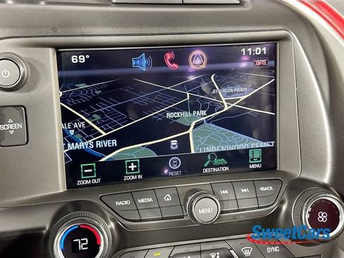 Used 2015 Chevrolet Corvette Z06 w/ 3LZ Preferred Equipment Group RWD image 23