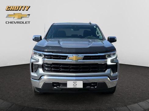 Used 2023 Chevrolet Silverado 1500 LT AWD/4WD image 8