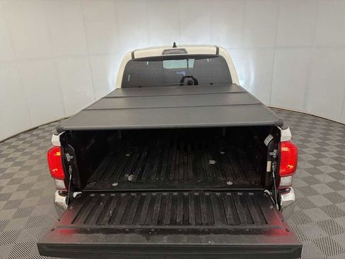 Used 2021 Toyota Tacoma SR5 image 20