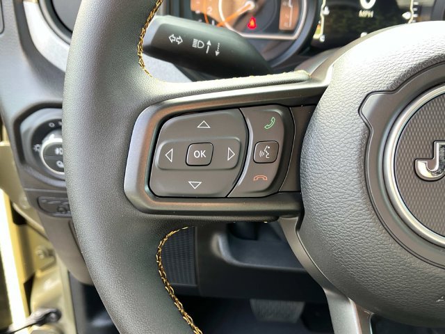 New 2025 Jeep Gladiator Sport AWD/4WD image 23