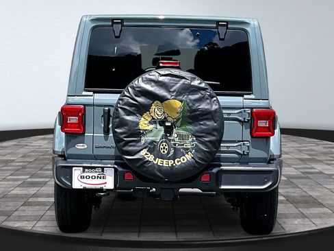New 2026 Jeep Wrangler Unlimited Sahara AWD/4WD image 5
