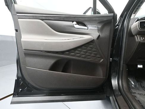 Used 2019 Hyundai Santa Fe SEL w/ Cargo Package image 16