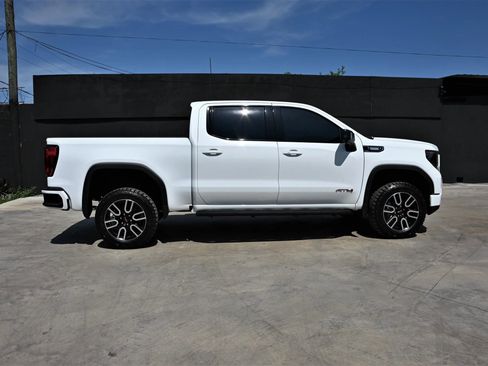 Used 2026 GMC Sierra 1500 AT4 w/ AT4 Premium Package AWD/4WD image 6
