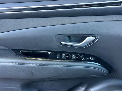 Used 2024 Hyundai Tucson Limited image 11