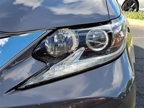 Used 2018 Lexus ES 350 image 10