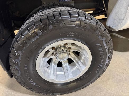 Used 2005 Chevrolet Silverado 3500 LT w/ Heavy-Duty Power Package image 19