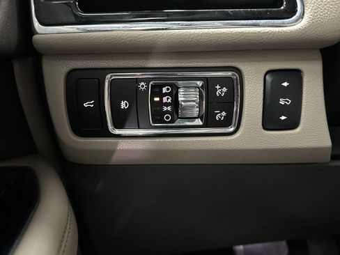 Used 2024 Lincoln Navigator L Reserve AWD/4WD image 26