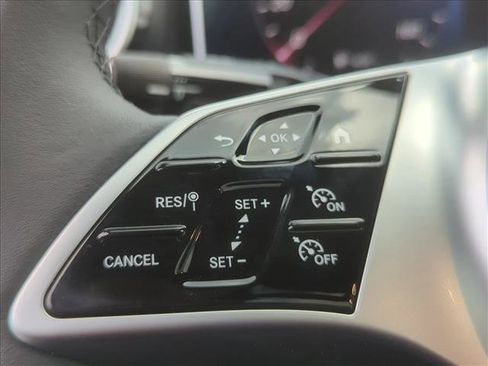 Used 2024 Mercedes-Benz C 300 4MATIC Sedan image 15