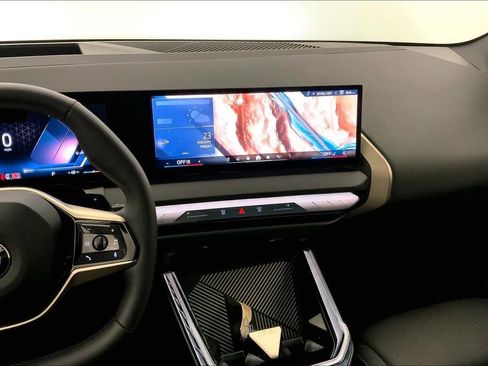 Used 2025 BMW X3 xDrive30i w/ Premium Package image 5