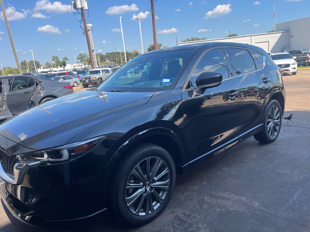 Used 2025 MAZDA CX-5 Signature AWD/4WD image 2