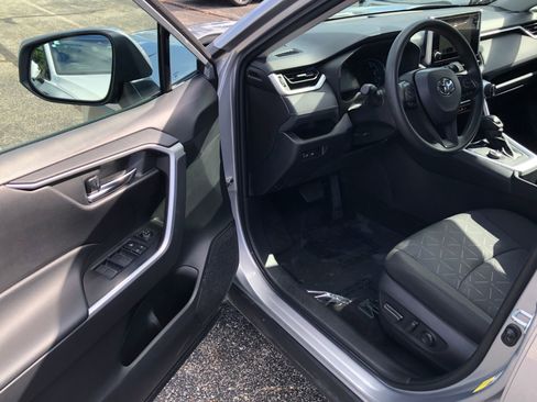 Used 2024 Toyota RAV4 XLE image 11