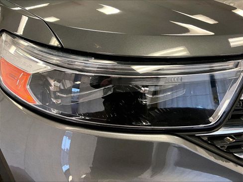 Certified 2023 Ford Explorer XLT w/ Equipment Group 202A image 28