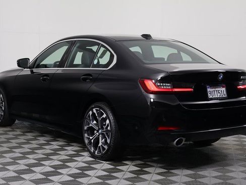 Used 2025 BMW 330i Sedan w/ Premium Package image 6