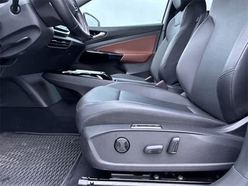 Used 2021 Volkswagen ID.4 Pro S image 18