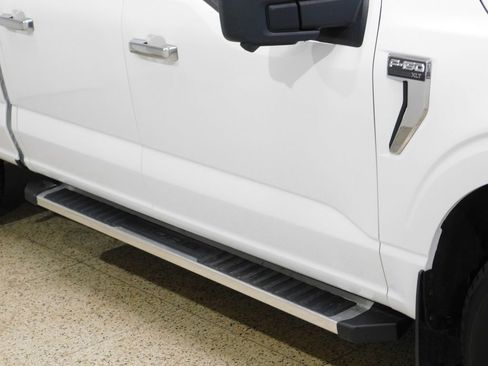 Used 2024 Ford F150 XLT AWD/4WD image 12