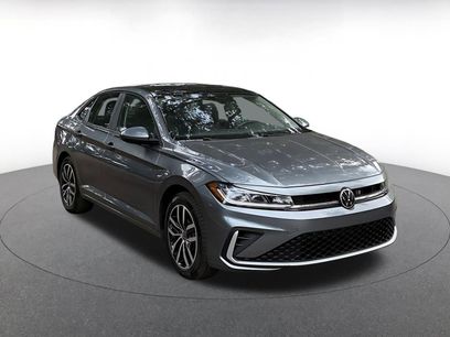 Used 2025 Volkswagen Jetta SE