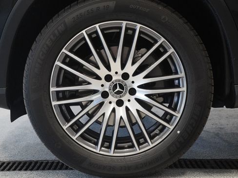 New 2026 Mercedes-Benz GLC 300 4MATIC image 11