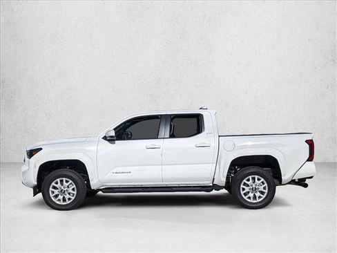 Used 2024 Toyota Tacoma SR5 image 5