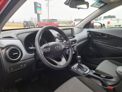 Used 2020 Hyundai Kona SE image 8