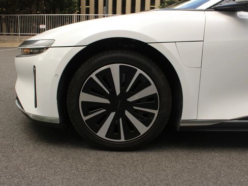 Used 2023 Lucid Air Pure AWD/4WD image 11