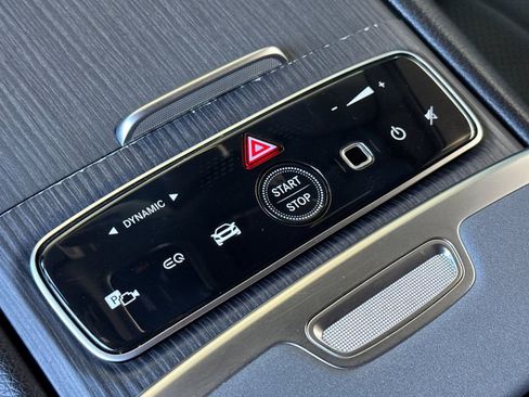 Used 2023 Mercedes-Benz EQS 580 4MATIC SUV image 21