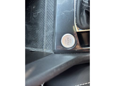 Used 2024 Volkswagen Tiguan SE AWD/4WD image 26