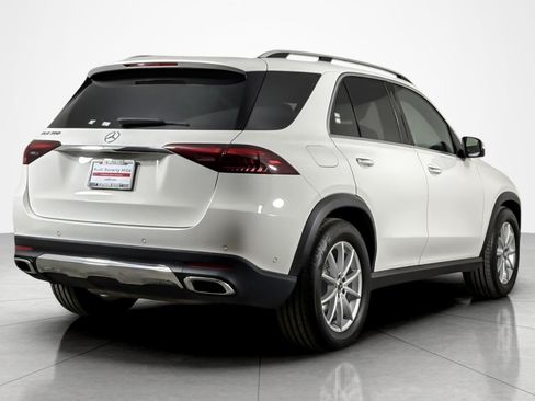 Used 2025 Mercedes-Benz GLE 350 4MATIC w/ Driver Assistance Package image 5
